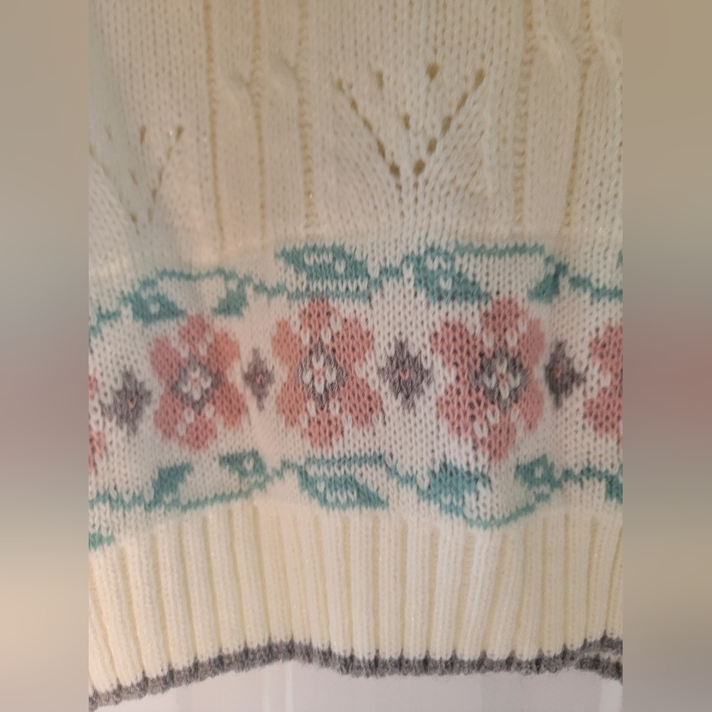 Cricket Lane Cozy Cream Floral  button-down collar Sweater Vintage - Picture 2 of 8